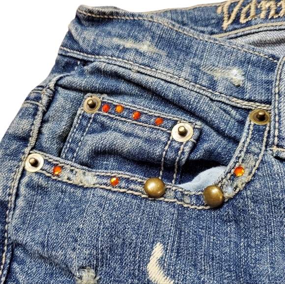 Vanilla star mid rise wide leg embroidered distressed and Embellished jeans sz 7 - Picture 5 of 14